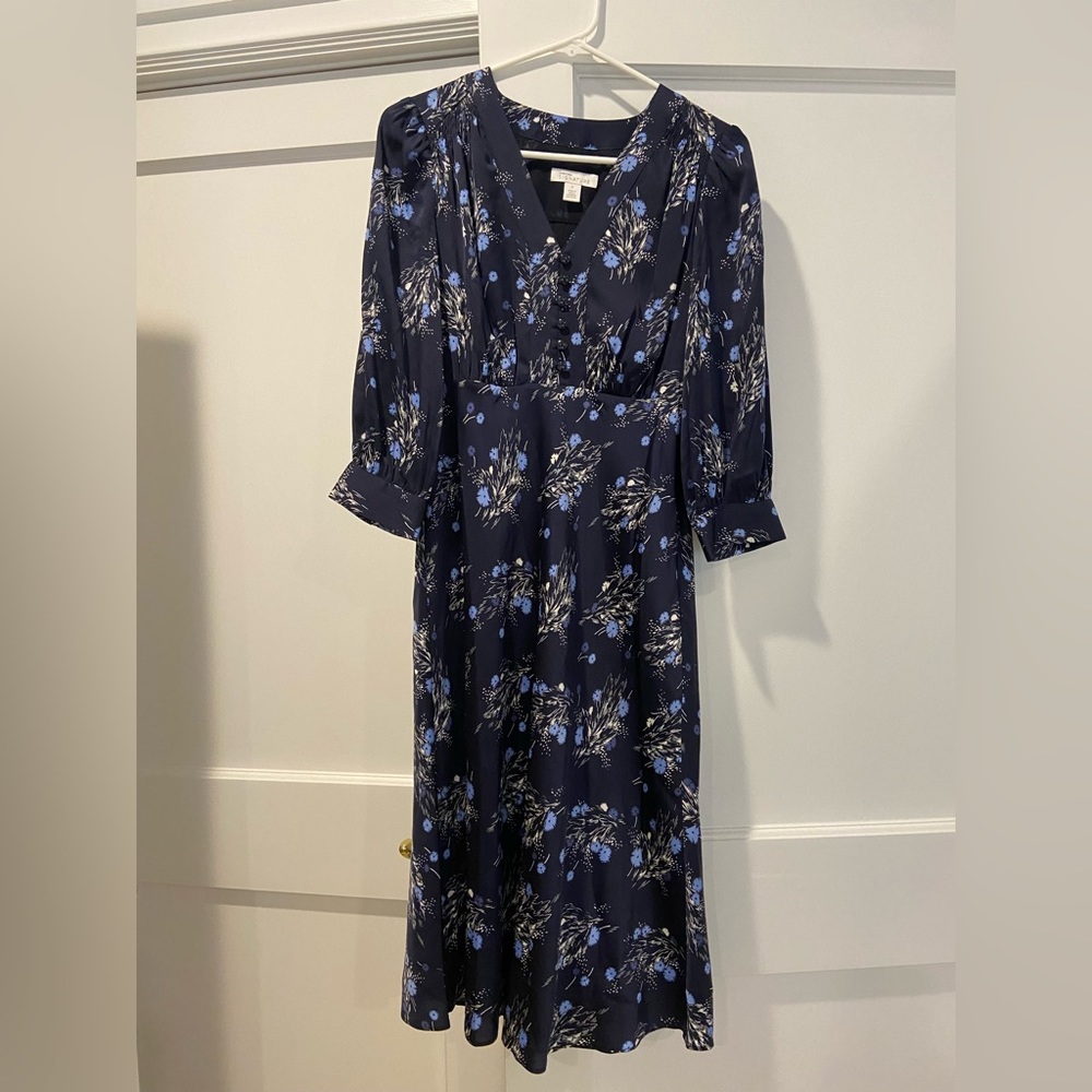 Nordstrom Signature blue Vneck dress